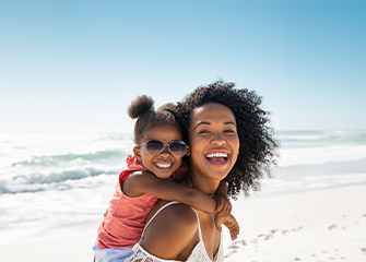 Cuidados para niños en vacaciones: protege su piel del sol y los mosquitos - LaCardio Kids 